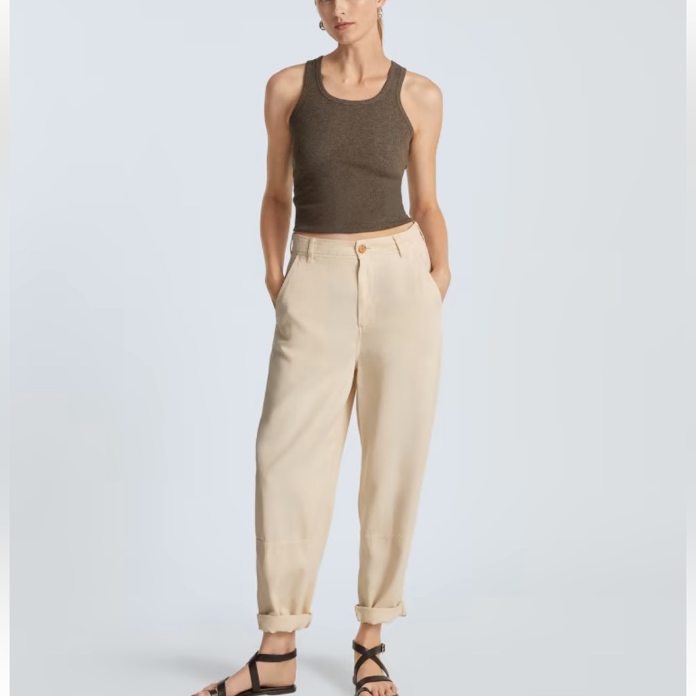 NWOT Everlane The TENCEL Relaxed Chino Size 6